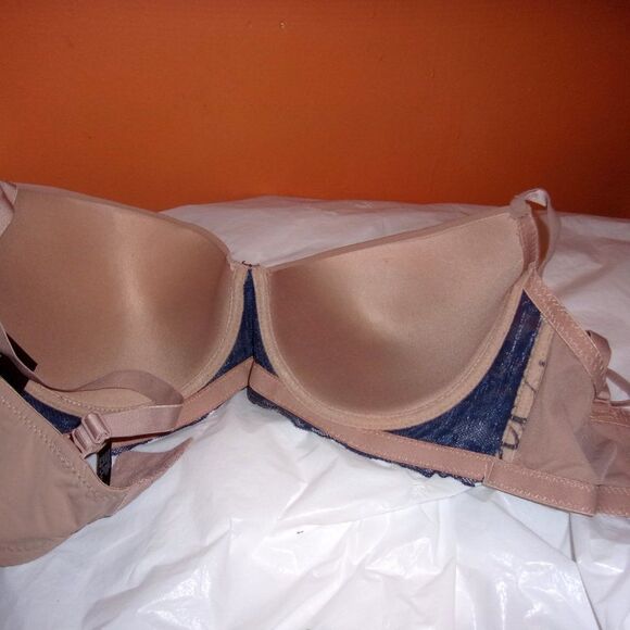 Youmita 42DDD Tan w/Blue Floral Lace Overlay Bra NWT - Picture 10 of 12